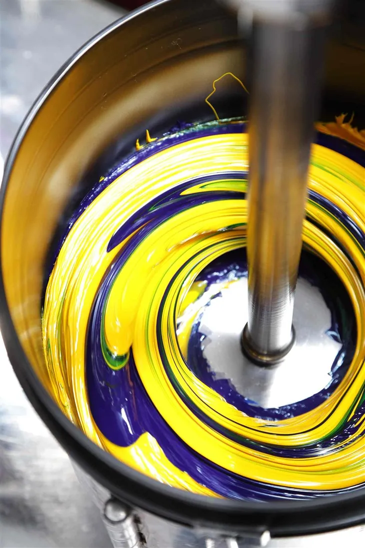 Intelligent display Isolerende glasinkt voor touchscreen